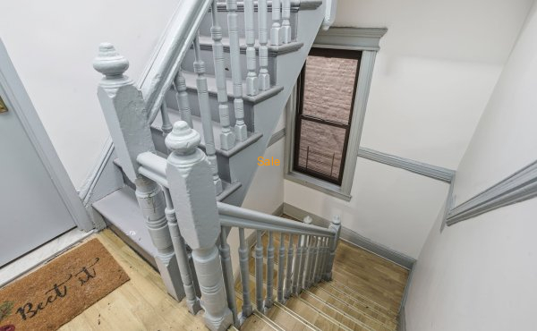 26-web-or-mls-26-10-hoyt-ave-s