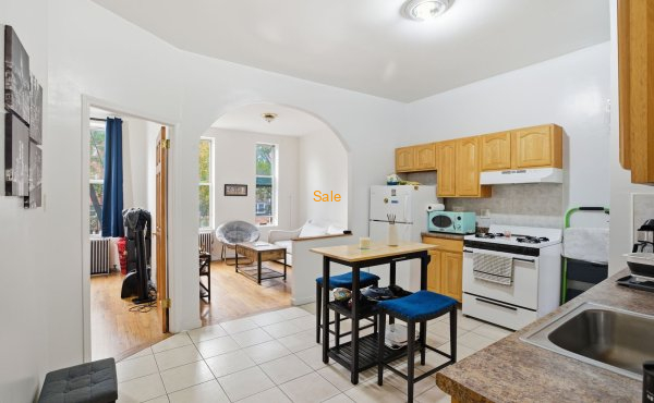 3-web-or-mls-26-10-hoyt-ave-s